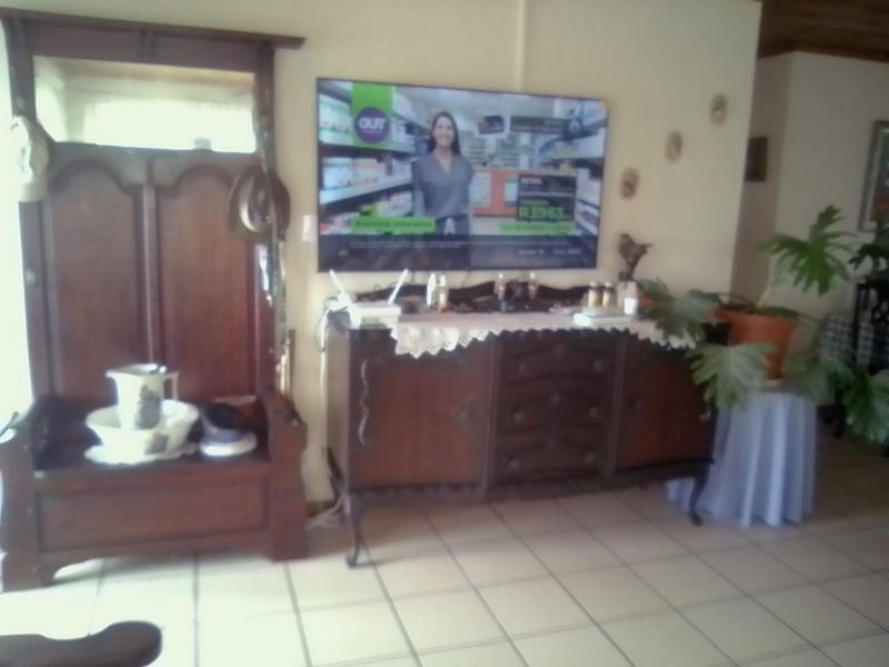 3 Bedroom Property for Sale in Franskraal Western Cape